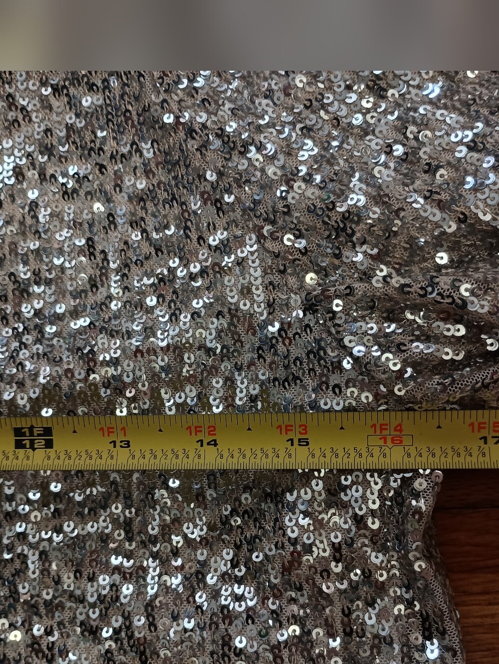 NWT Fancy Silver Sequin Puff-Sleeve Women’s Cable & Gauge Top Medium - Picture 9 of 13
